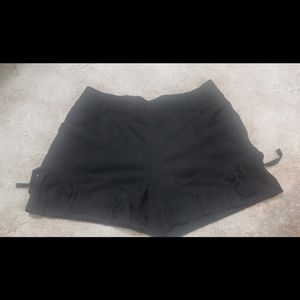 Fringe shorts